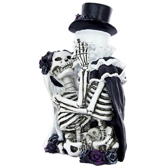 Design Toscano Kissing Bride And Groom Skeletons