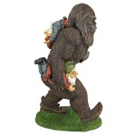 Design Toscano Schlepping Garden Gnomes Bigfoot Statue