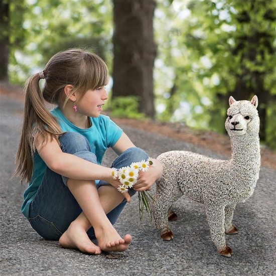 Design Toscano Baby Alpaca Statue