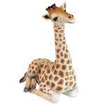 Design Toscano Zari The Resting Giraffe Statue Medium