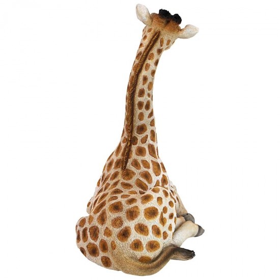 Design Toscano Zari The Resting Giraffe Statue Medium