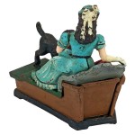 Design Toscano Pouncing Pup Bank