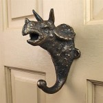 Design Toscano Triceratops Cast Iron Wall Hook