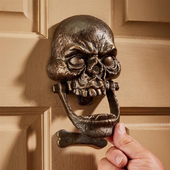 Design Toscano Medium Knock-Jaw Skull Door Knocker