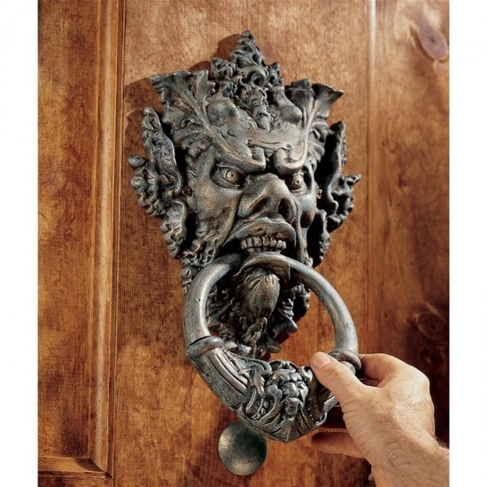 Design Toscano Vecchio Greenman Doorknocker