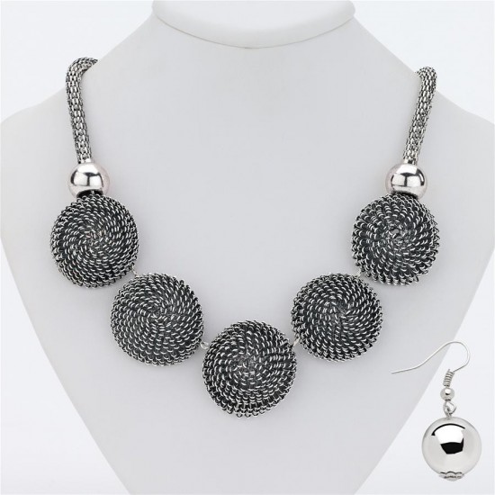 Design Toscano Haute Couture Jewelry Set