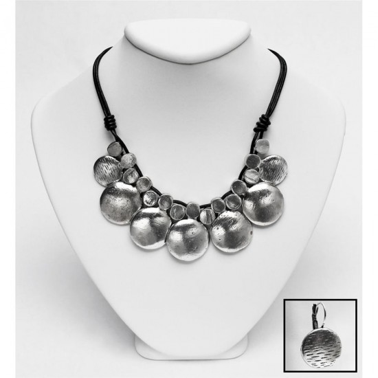 Design Toscano Bianca Jewelry Set