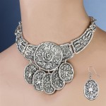 Design Toscano Ancient Talisman Jewelry Set