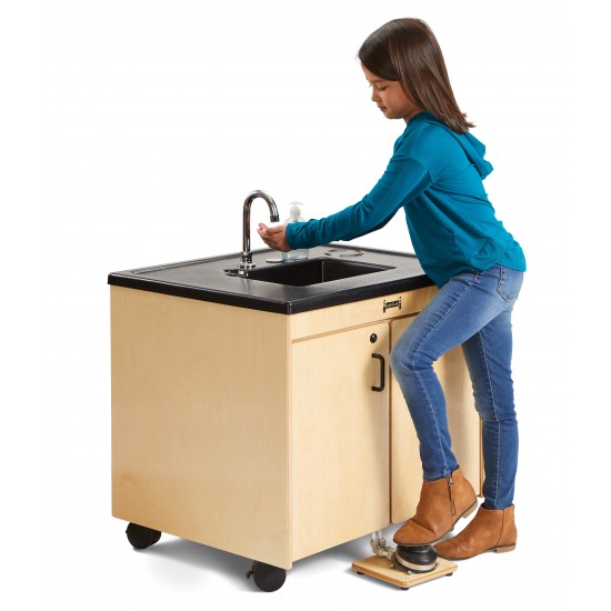 Clean Hands Helper Portable Sink – Nonelectric - 26" Counter - Plastic Sink