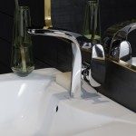 Chateau Single Hole, Single-Handle, Bathroom Faucet in Chrome, SM-BF00C