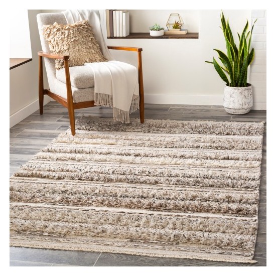 Surya Lugano LUG-2300 2' x 3' Rug