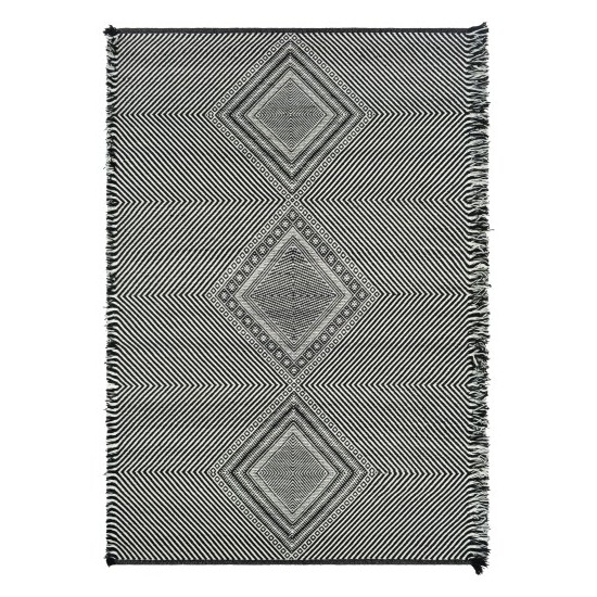 Surya Zanafi ZNF-2302 2' x 3' Rug