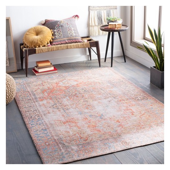 Surya Unique UNQ-2300 2'6" x 4' Rug