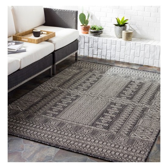 Surya Malibu MBU-2323 5'3" x 7' Rug