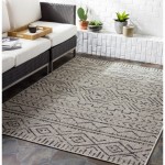 Surya Malibu MBU-2327 5'3" x 7' Rug