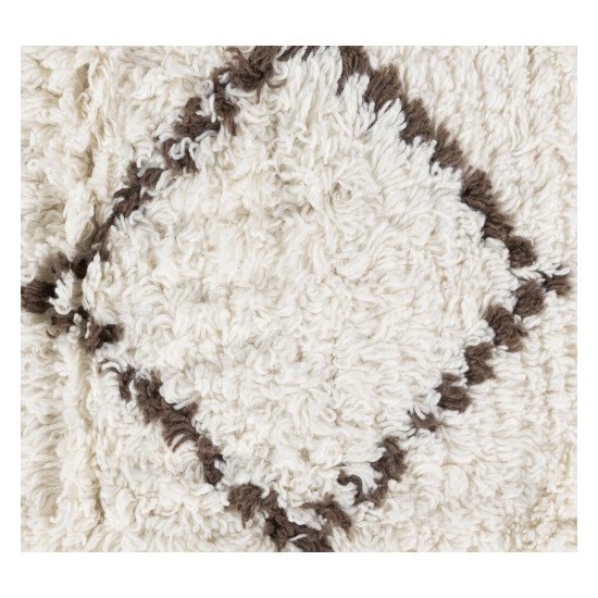 Surya Sherpa SHP-8001 2'6" x 8' Rug
