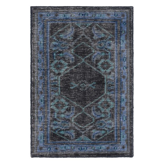 Surya Zahra ZHA-4033 5'6" x 8'6" Rug