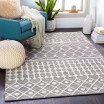 Surya Izmir IZM-2302 2' x 3' Rug