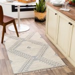 Surya Bedouin BDO-2303 2'6" x 8' Rug