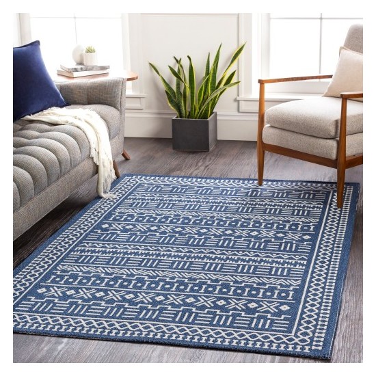 Surya La Casa LCS-2301 2'2" x 3'9" Rug