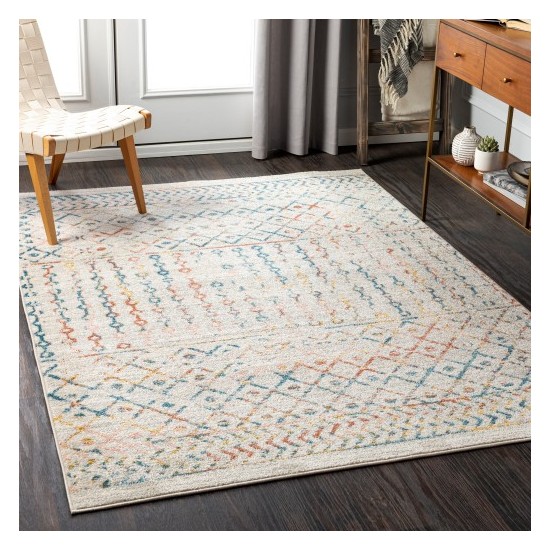 Surya Chester CHE-2368 5'3" x 7'3" Rug