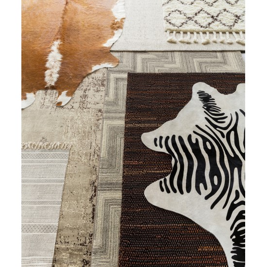 Surya Everett EVR-1010 5' x 7'6" Rug