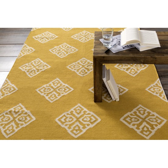 Surya Frontier FT-376 2' x 3' Rug