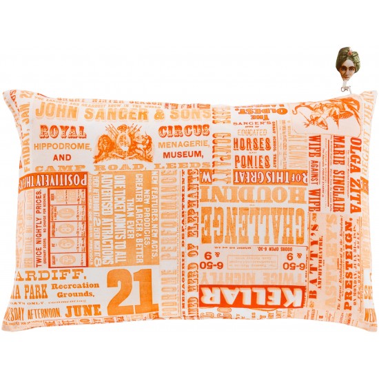 Surya Mind Games MNG-005 18" x 18" Pillow Kit