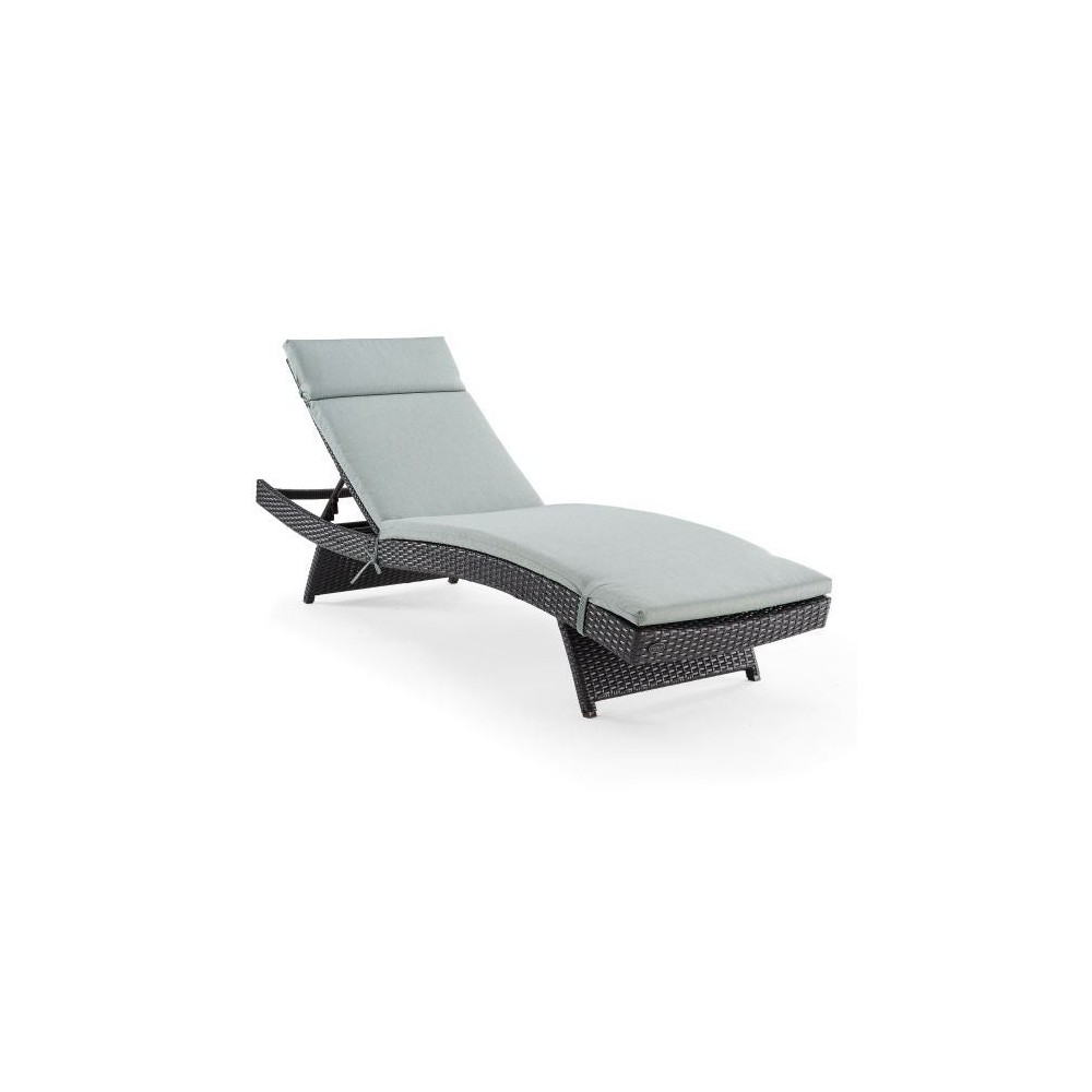 Biscayne Outdoor Wicker Chaise Lounge Mist/Brown