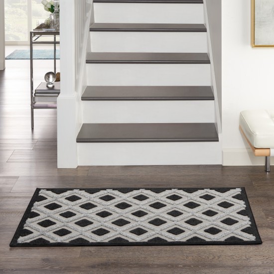 Nourison Aloha ALH26 Area Rug, Black/White, 2'8" x 4'