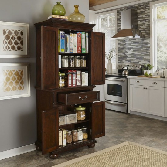 Colonial Classic Pantry by homestyles