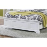 Century Queen Bed by homestyles