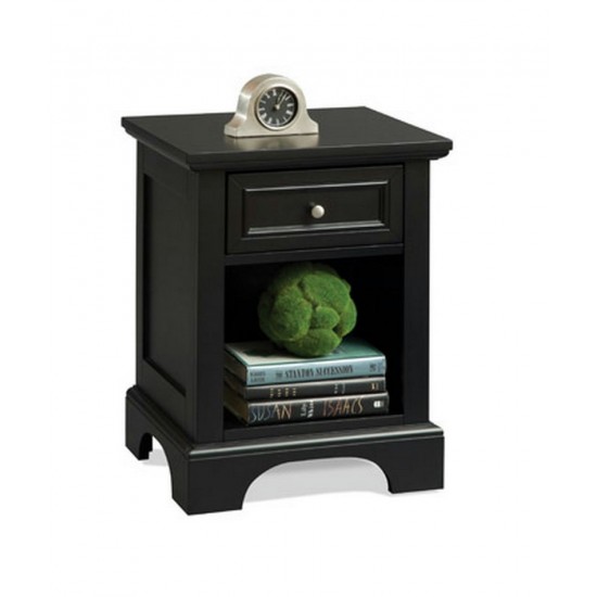 Ashford Queen Headboard, Two Nightstands and Chest by homestyles