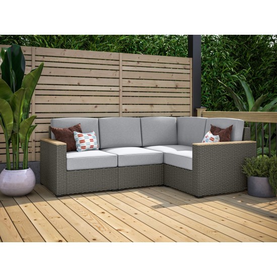 Boca Raton Outdoor 4 Seat Sectional by homestyles