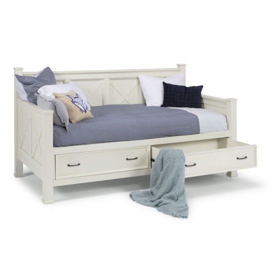 Bay Lodge Daybed by homestyles