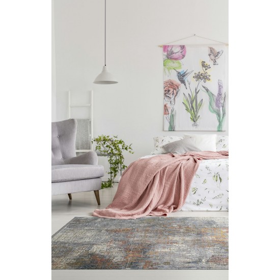 Kaleen Artundra Collection Light Lavender Area Rug 5'3" x 7'3"