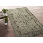 Kaleen Herrera Collection Light Pewter Green Area Rug 5'6" x 8'6"