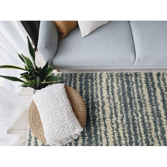 Kaleen Komon Collection Light Denim Throw Rug 2'11" x 4'11"