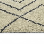 Kaleen Micha Collection Ivory Graphite Area Rug 3'6" x 5'6"