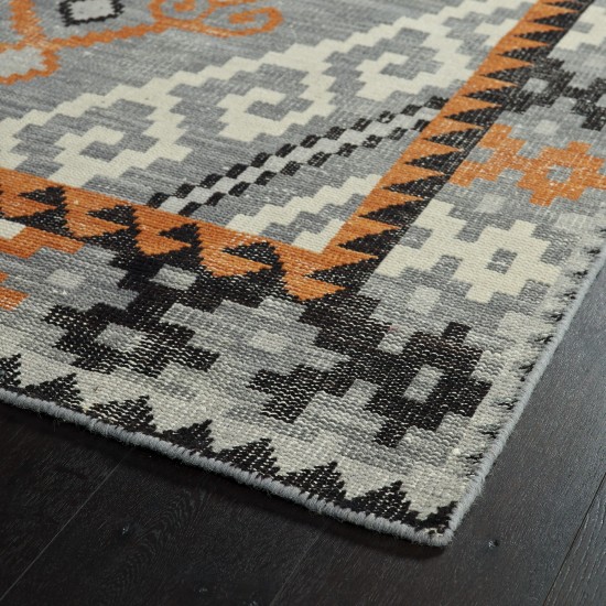 Kaleen Relic Collection Bright Grey Throw Rug 2' x 3'