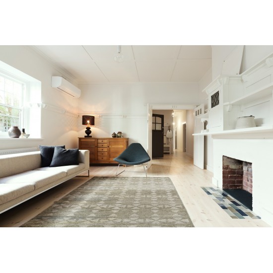 Kaleen Solitaire Collection Light Oatmeal Area Rug 8' x 11'