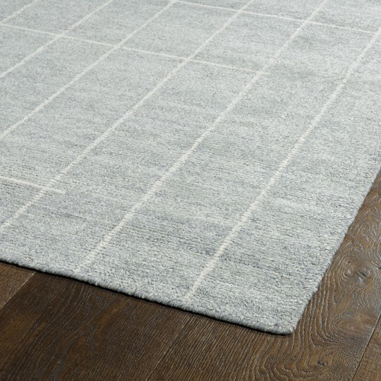 Kaleen Solitaire Collection Glacier Blue Ivory Throw Rug 2' x 3'