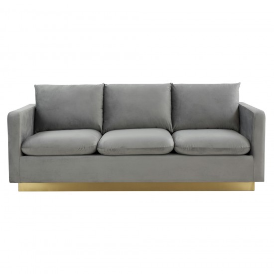 LeisureMod Nervo Modern Mid-Century Upholstered Velvet Sofa In Light Grey