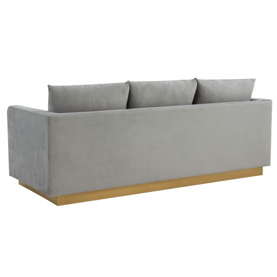 LeisureMod Nervo Modern Mid-Century Upholstered Velvet Sofa In Light Grey