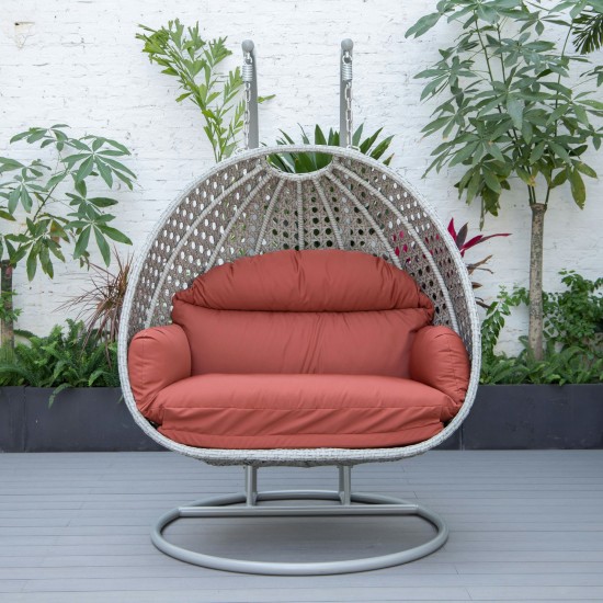 LeisureMod Mendoza Light Grey Wicker Hanging 2 person Egg Swing Chair - Cherry