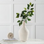 Akasia Matte Textured Ivory Ceramic Vase