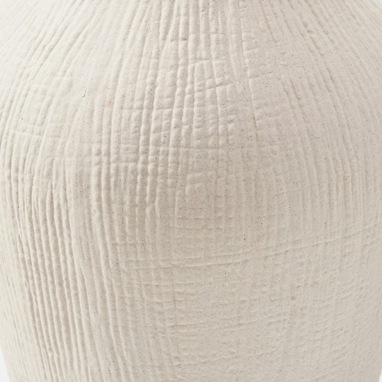 Akasia Matte Textured Ivory Ceramic Vase