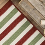 Rudolf Reversible Holiday Rug - Red/Green/White 42" x 66"