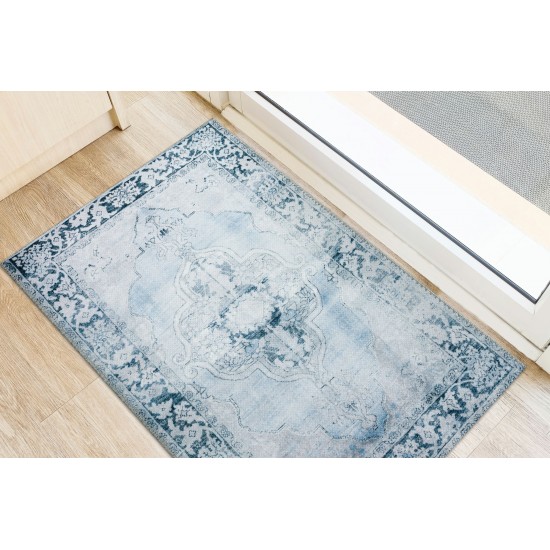 Amanti AM1 Mist 1'8" x 2'6" Rug