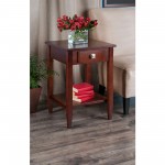 Richmond End Table, Walnut